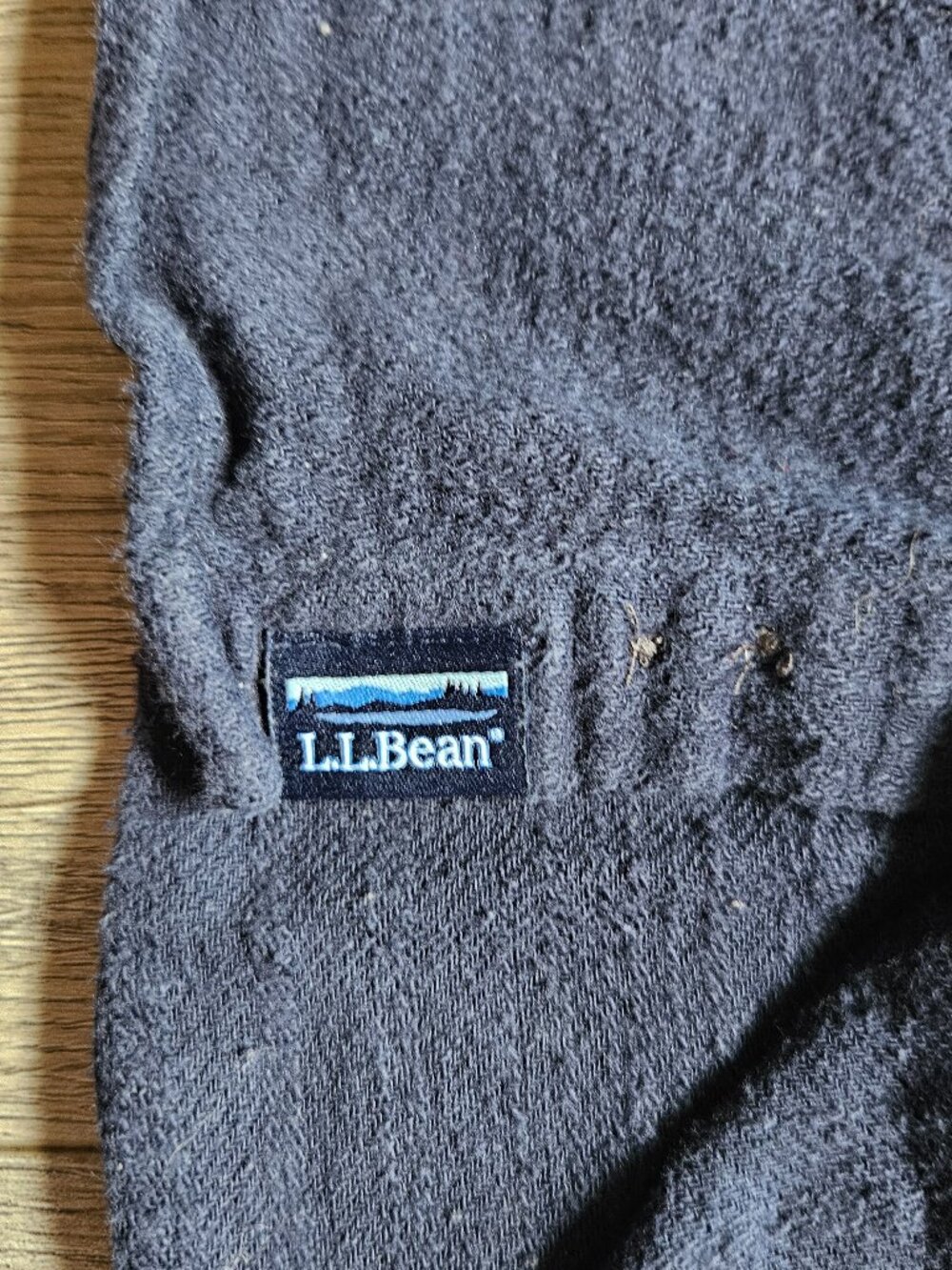 LL Bean Flannel Shirt Mens Medium Regular Solid Navy Blue Button Down 520397 - Picture 5 of 9